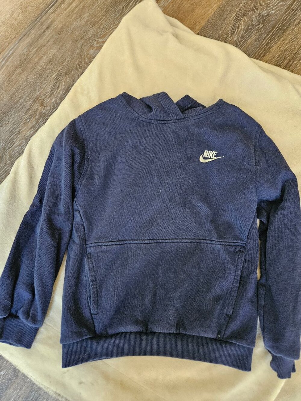 Nike sweatshirt